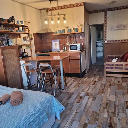 Apartment Agreable Au Coeur Du Quartier Historique Marseille